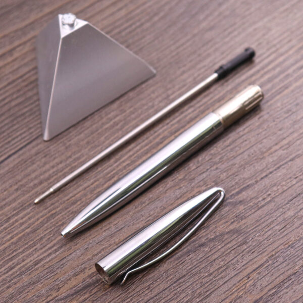 Triangle Magnetic Levitation Metal Ballpoint Pen Pen Sign Pen