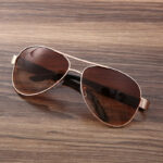 Men's Gift Set Watch Wallet  Signature Pen  Sunglasses Combination - Image 3