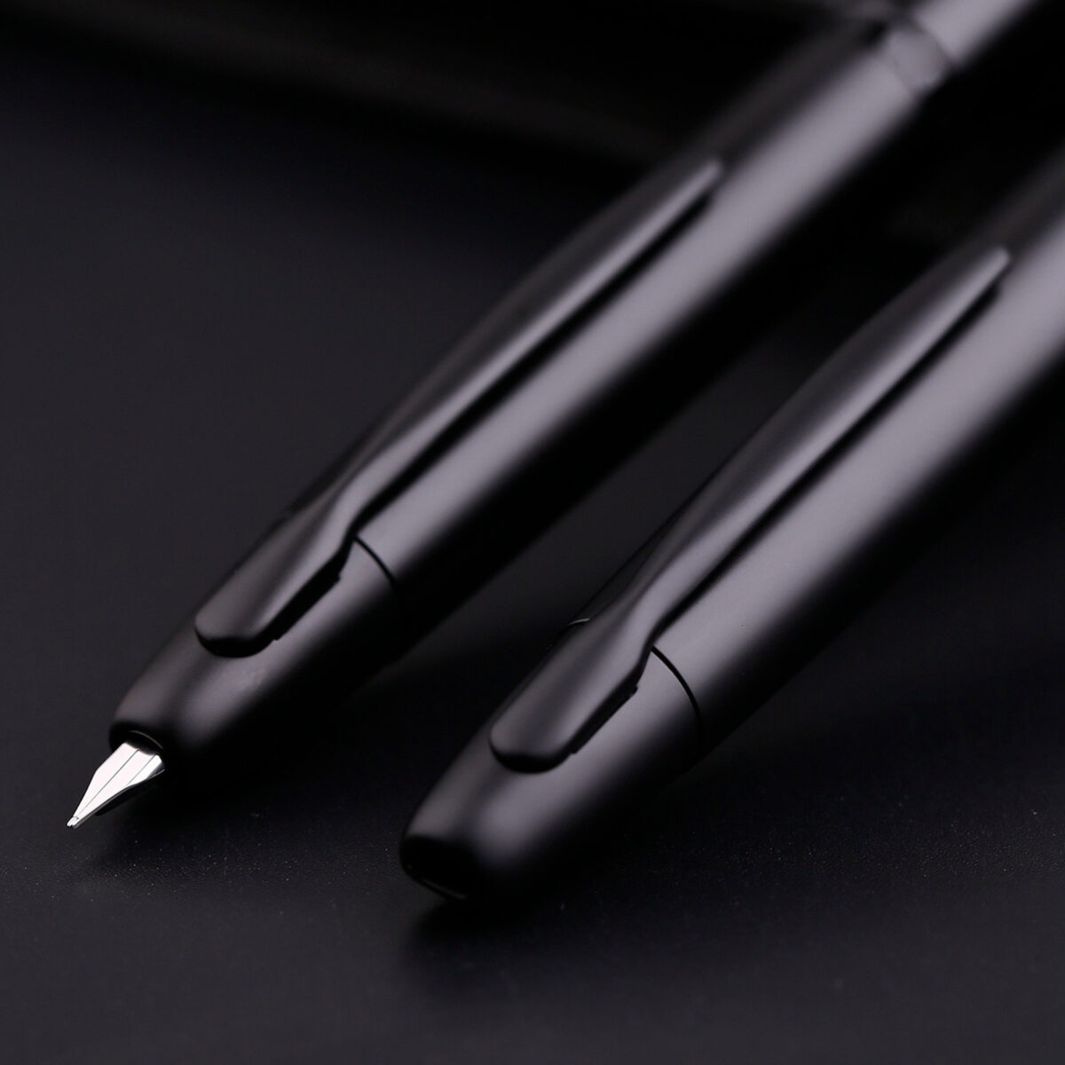 Push-type Retractable Fountain Pen Metal Paint Fine Tip Practice - Image 5